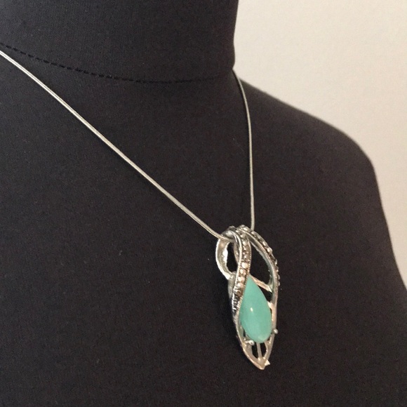 Necklace - Picture 3 of 8